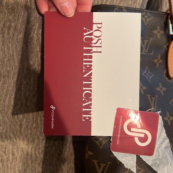 Authentic Louis Vuitton Piano Canvas Bag, Bought off Poshmark and reselling it! - Picture 8 of 9